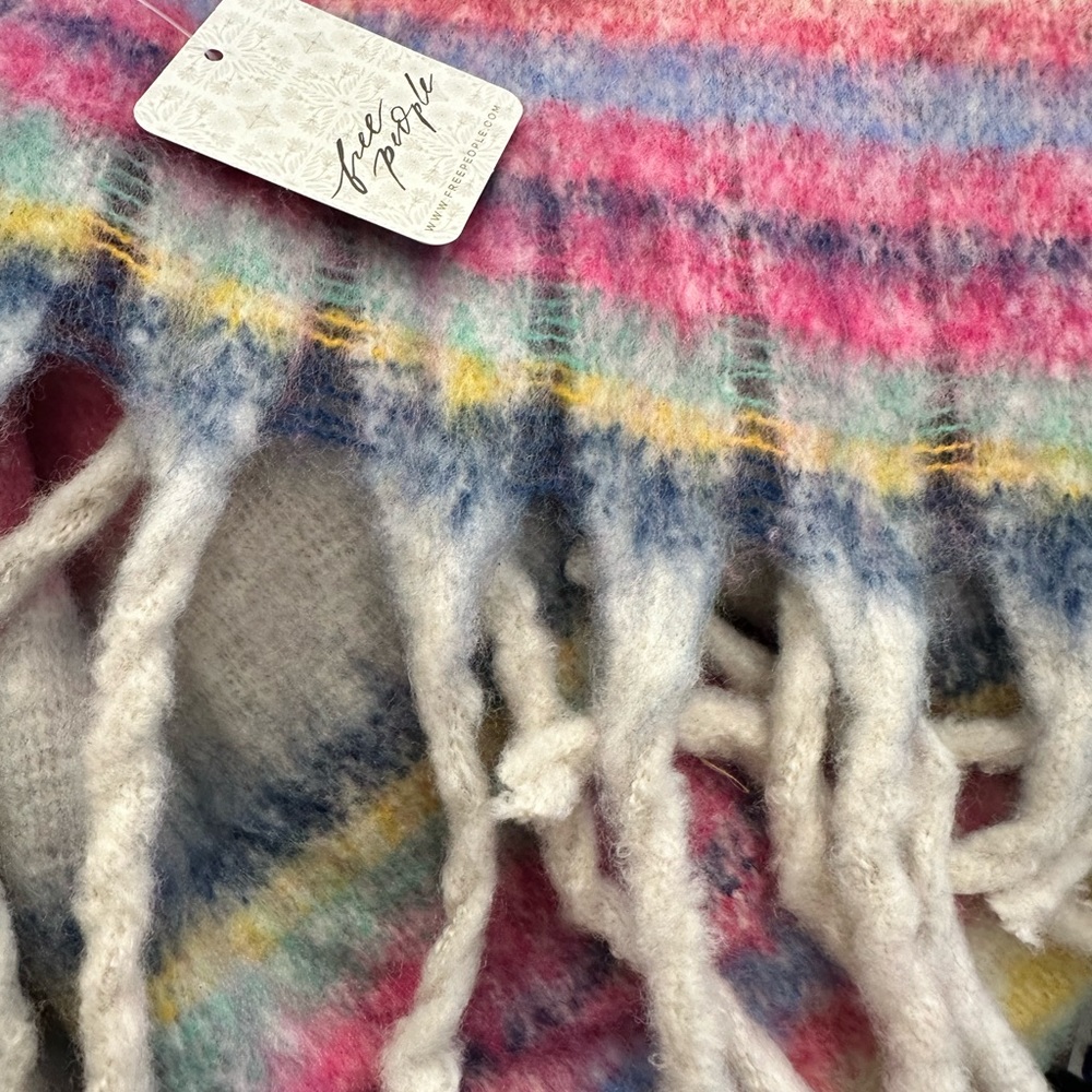 NWT! FREE PEOPLE BOHO FRINGE THROW - Picture 6 of 9